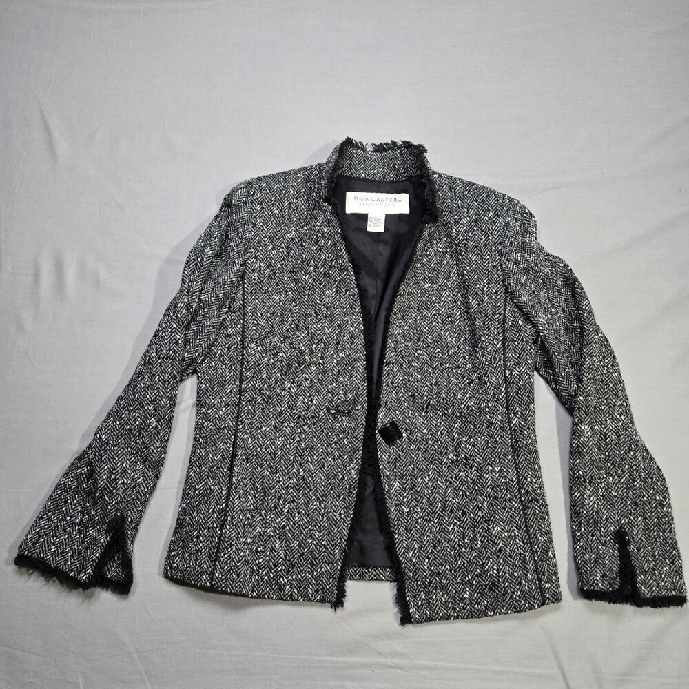 Doncaster Collection Blazer Women's Size 8P Black Tweed Fringe Wool Blend - Picture 1 of 16